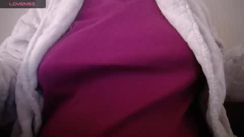 Snapshot of lenagolden chatting on 02.13.26 lenagolden online show from 02.13.26