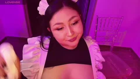 Lenna Kang online show from 09.27.25