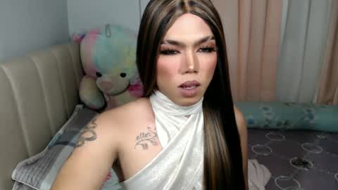 lena online show from 02.24.25