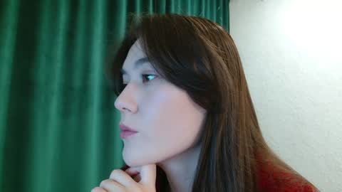 Snapshot of leni2127 chatting on 05.26.26 Sonya Mistress online show from 05.26.26