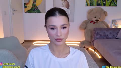 Lenna Goddess online show from 02.12.25