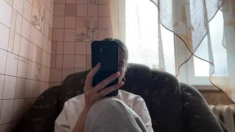 Hellomy name is Natalyits my first day here nice to meet you Give me 50 thumbs ups online show from 05.10.26