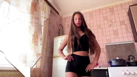 Hellomy name is Natalyits my first day here nice to meet you Give me 50 thumbs ups online show from 05.15.26