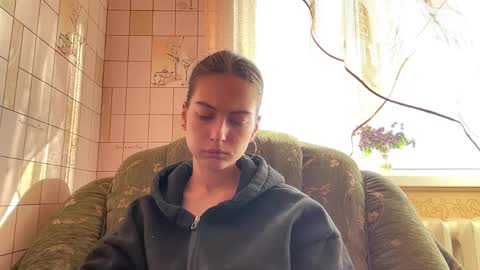 Hellomy name is Natalyits my first day here nice to meet you Give me 50 thumbs ups online show from 05.23.26