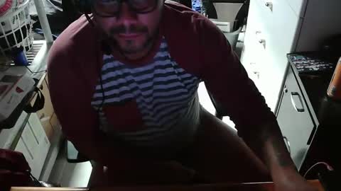 Latino Heat online show from 10.25.25