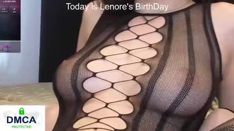 Lenore blonde hair 30yrs  Melissa red hair 23 yrs and Jason online show from 02.22.25