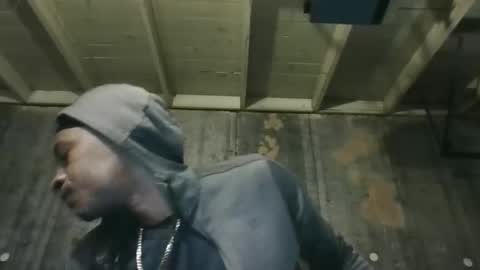 Snapshot of leo199984 chatting on 02.14.26 leo199984 online show from 02.14.26