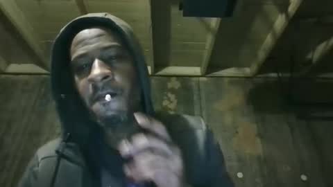 Snapshot of leo199984 chatting on 02.26.26 leo199984 online show from 02.26.26