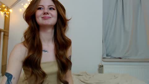 Snapshot of leo_and_lori chatting on 01.10.25 Leo and Lori online show from 01.10.25