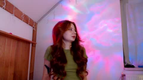 Snapshot of leo_and_lori chatting on 02.01.25 Leo and Lori online show from 02.01.25