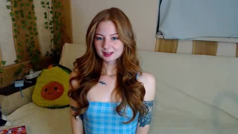 Snapshot of leo_and_lori chatting on 11.16.25 Leo and Lori online show from 11.16.25