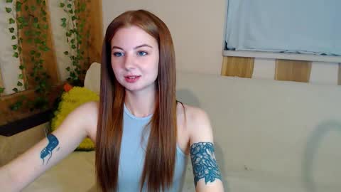 Snapshot of leo_and_lori chatting on 11.26.25 Leo and Lori online show from 11.26.25