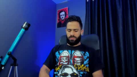 Snapshot of leo_diaz01 chatting on 01.10.25 Leo Diaz online show from 01.10.25