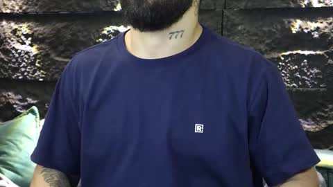 Snapshot of leo_diaz01 chatting on 09.18.25 Leo Diaz online show from 09.18.25