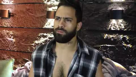 Snapshot of leo_diaz01 chatting on 09.21.25 Leo Diaz online show from 09.21.25