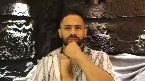 Snapshot of leo_diaz01 chatting on 11.27.25 Leo Diaz online show from 11.27.25