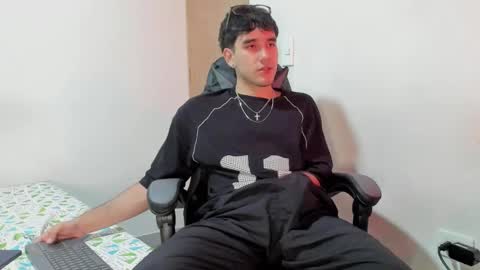 Leo Jones online show from 12.04.24