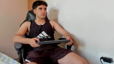 Leo Jones online show from 12.18.24