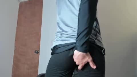 Snapshot of leo_jones389 chatting on 01.19.26 Leo Jones online show from 01.19.26