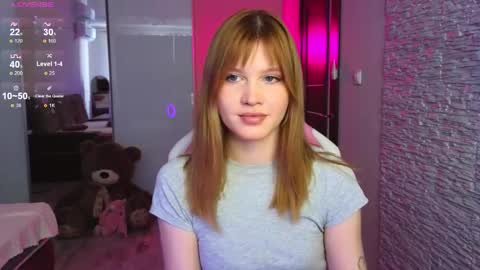 Snapshot of leo_kitty__ chatting on 11.22.25 Eva online show from 11.22.25