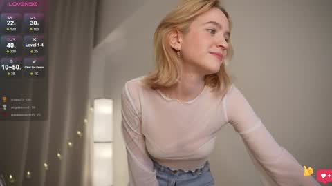 Snapshot of leo_lulu chatting on 01.06.25 Ashly online show from 01.06.25