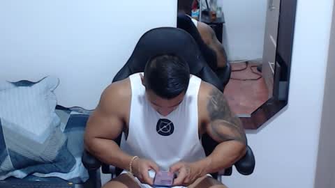 Snapshot of leo_muscleboy chatting on 02.21.26 Leo online show from 02.21.26