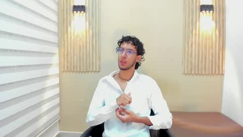 Snapshot of leo_sanz6 chatting on 06.04.26 LEO online show from 06.04.26