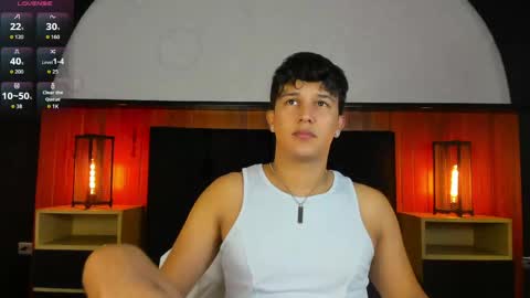 Snapshot of leo_savage_ chatting on 06.08.26 Leo online show from 06.08.26