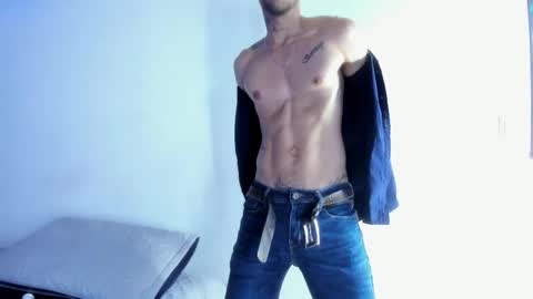 Snapshot of leo_vesper chatting on 04.26.26 leo vesper online show from 04.26.26