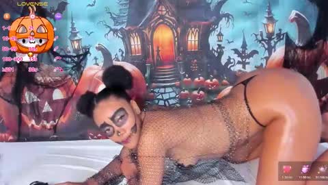 Snapshot of leodovina_16 chatting on 10.29.25 Leo online show from 10.29.25