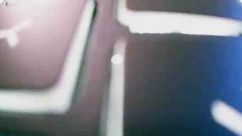 leon_pgorda online show from 01.14.25