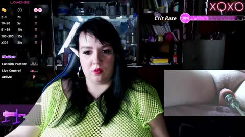 Snapshot of leona_harrison chatting on 11.03.25 Leona Harrison online show from 11.03.25