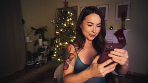 Leo online show from 12.25.24