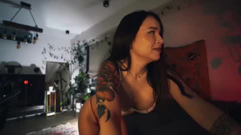 Leo online show from 10.10.25