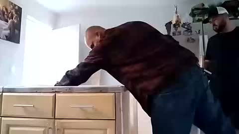 leonar0101 online show from 10.16.25