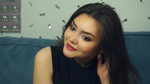 Mia online show from 09.28.25