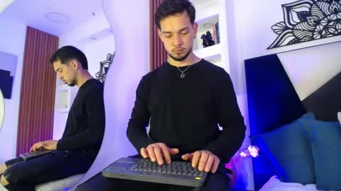 leonardo online show from 04.23.26