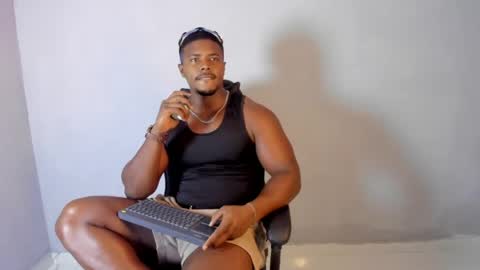 Snapshot of leonardo_jones1 chatting on 06.03.26 Leandro jones online show from 06.03.26