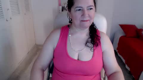 Snapshot of leonela_69 chatting on 06.16.26 leonela online show from 06.16.26