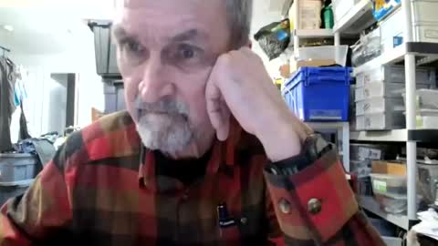 Snapshot of leongent chatting on 11.02.25 Leon online show from 11.02.25