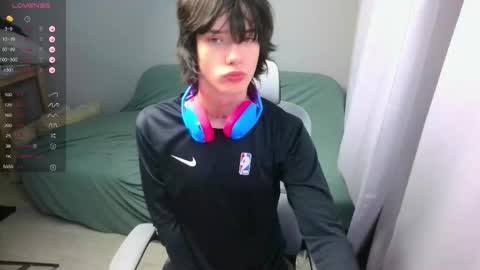 leonkissboy online show from 03.03.26