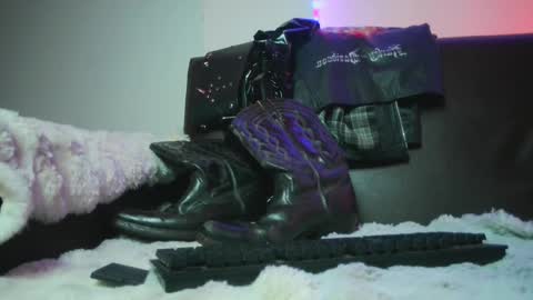 Lenardo jaramillo online show from 12.03.24