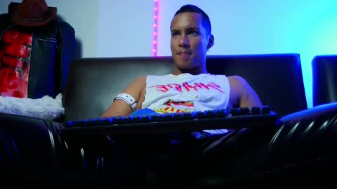 Lenardo jaramillo online show from 12.19.24