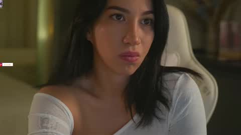 Leora online show from 10.24.25