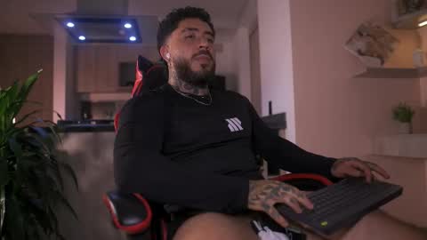 Leo Salvatore online show from 10.24.25