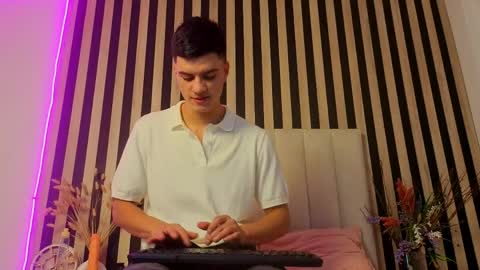 leotease online show from 06.03.26