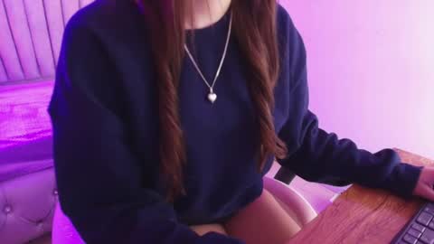 Snapshot of leri_rose_ chatting on 05.07.26 online show from 05.07.26