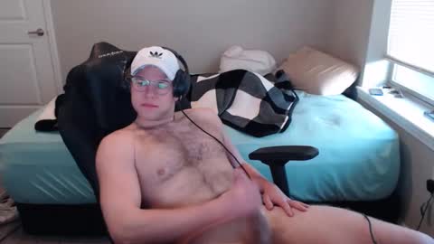 leroy_lew online show from 01.01.25