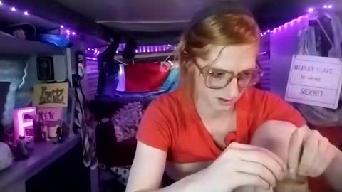 LesleyGumGrass- The Boring Trans girl online show from 03.11.25