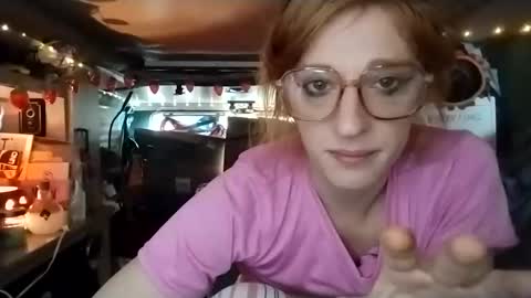 LesleyGumGrass- The Boring Trans girl online show from 12.16.25